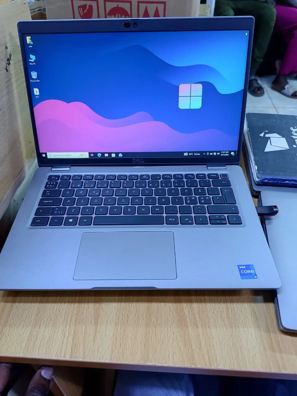 Dell Latitude 5420 - Image 2