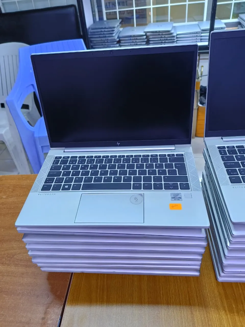 HP EliteBook 830 G7