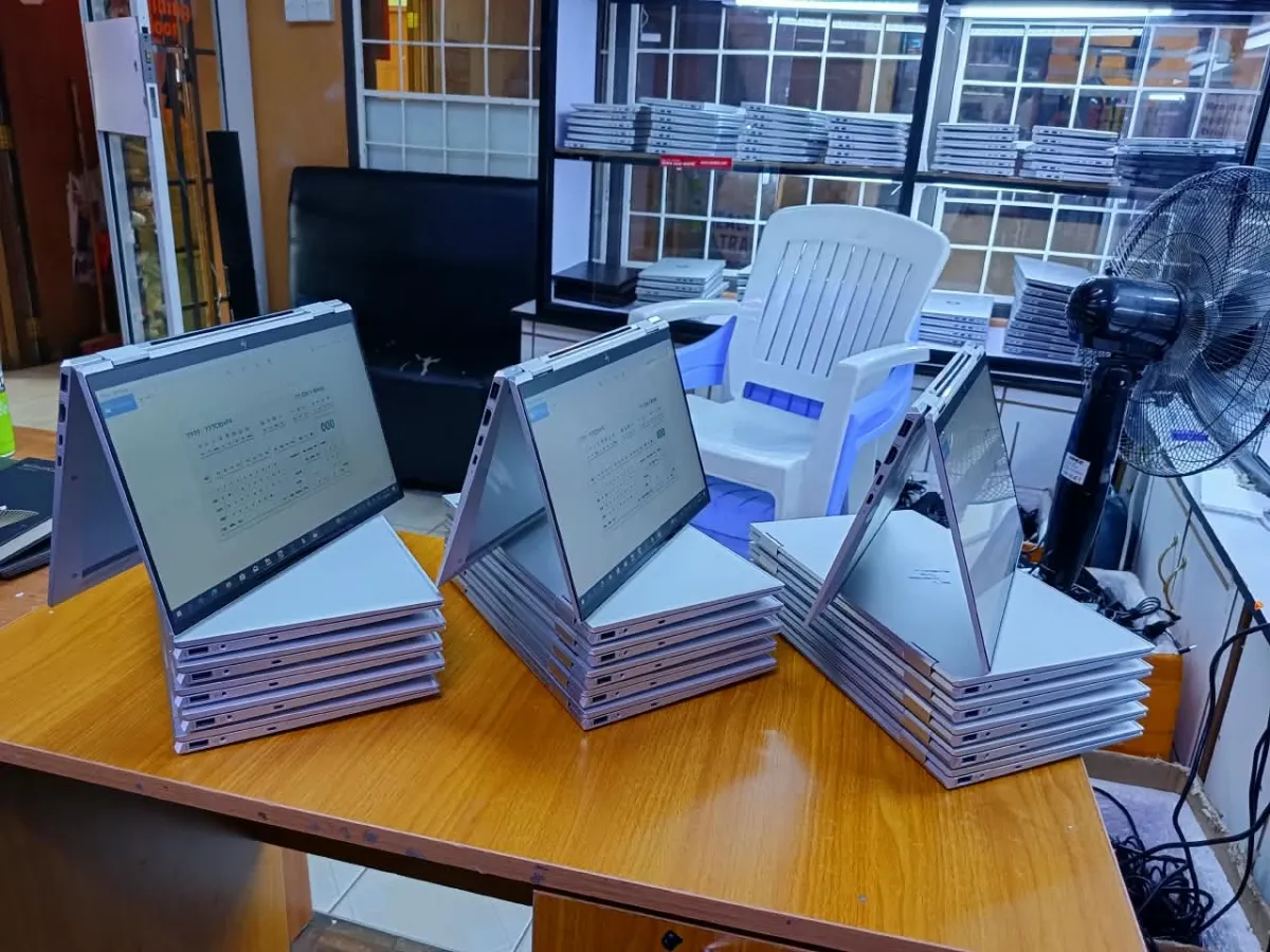 HP EliteBook x360 1030 G8